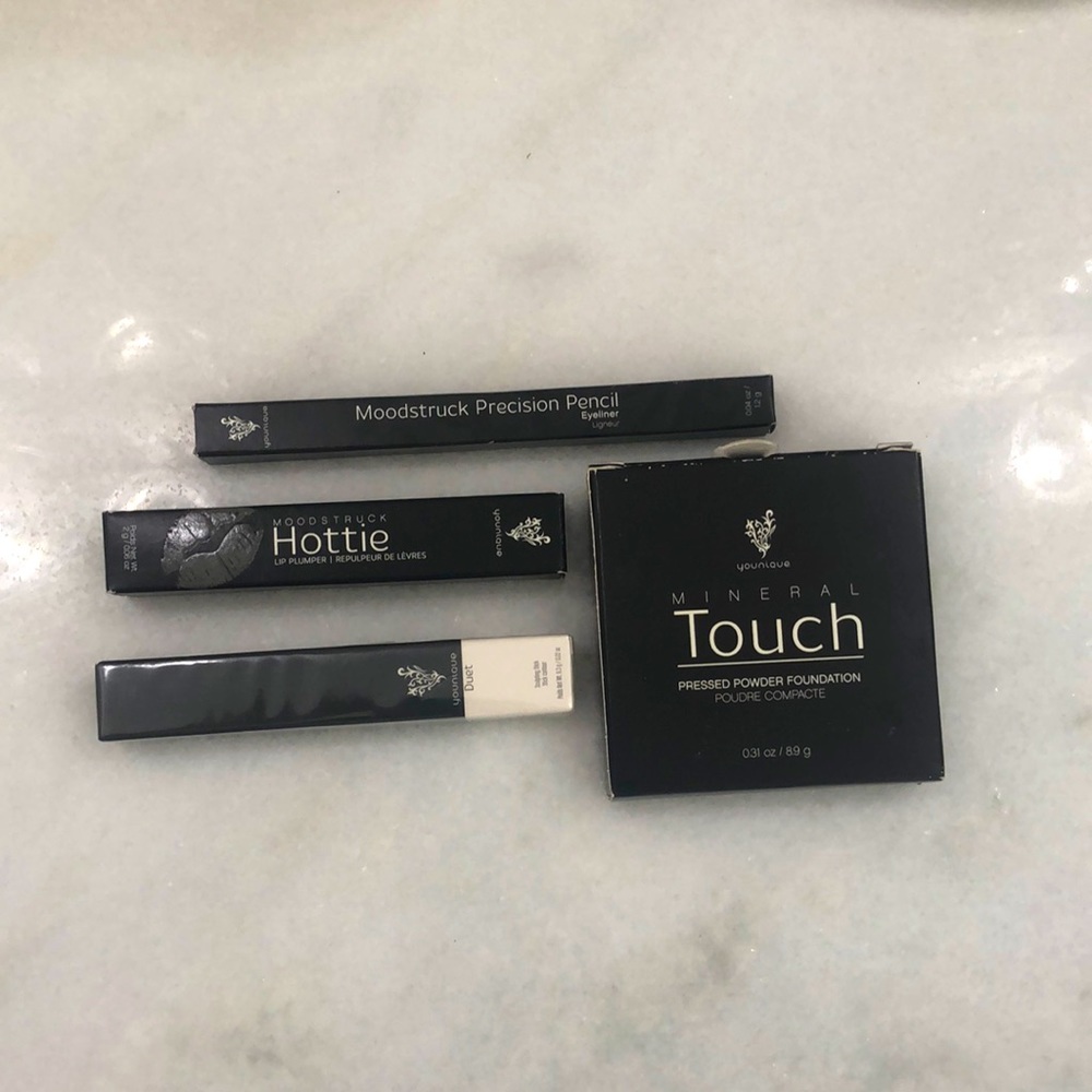 Younique NEW powder foundation, hottie lip plumper, eyeliner & sculpting stick